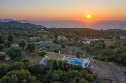Spyros Villa