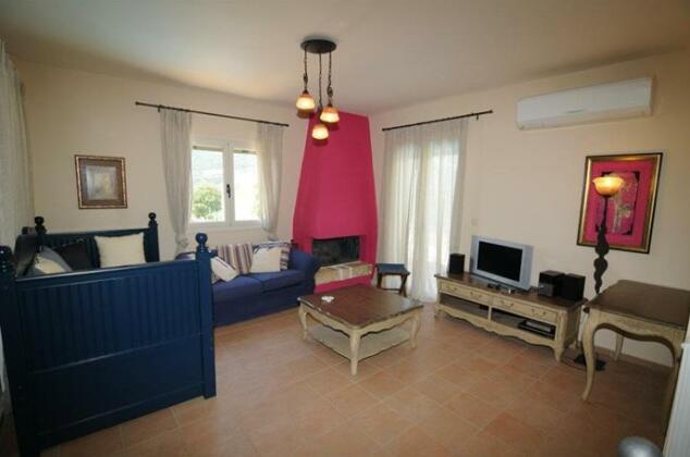Stamoulis Villas - Photo5