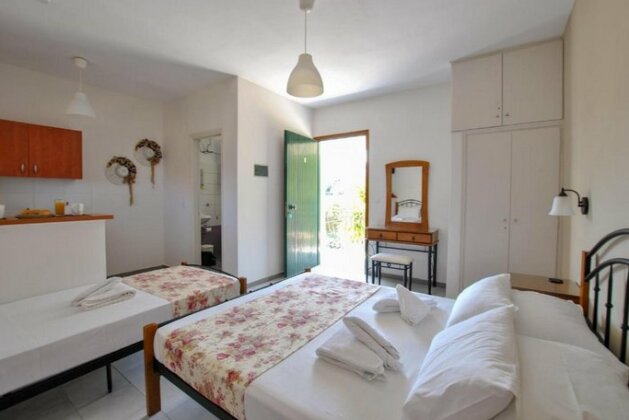 Stefanos Residence - Photo2
