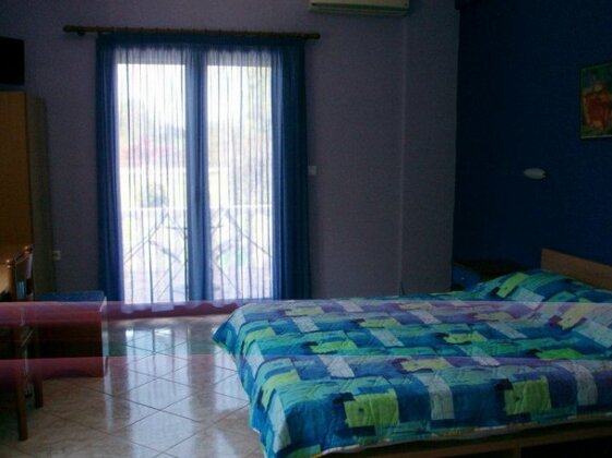 Studios Finikes - Photo5
