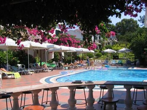 Tara Beach Hotel - Photo5
