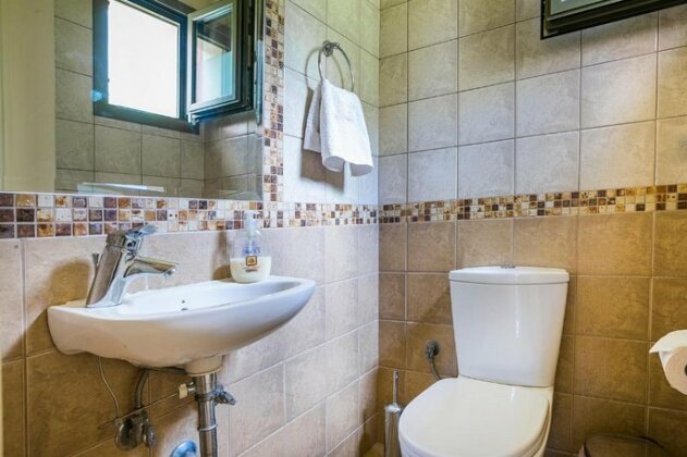 Thelxis Villa - Photo5