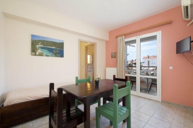 Theodora Studios & Apartments - Photo4