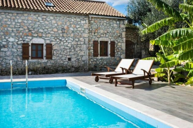 To Petrino 3BD stone villa with pool - Photo3