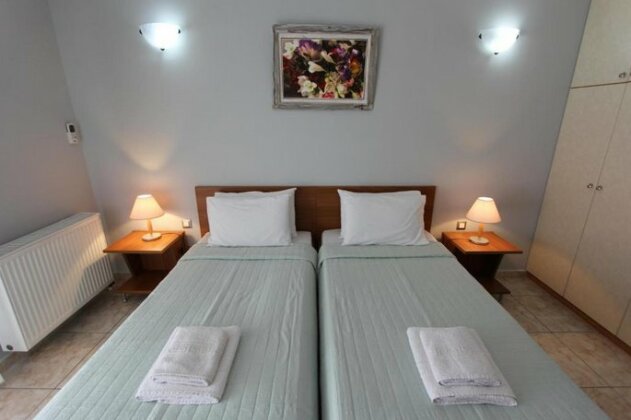 Tosis Apartments - Photo3