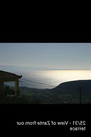 TRITON Luxurious house with stunning views - Photo2