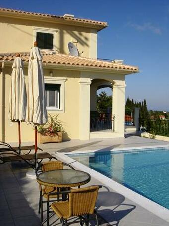 Villa Flora Leivathos - Photo4