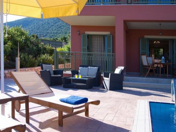 Villa Nireaus