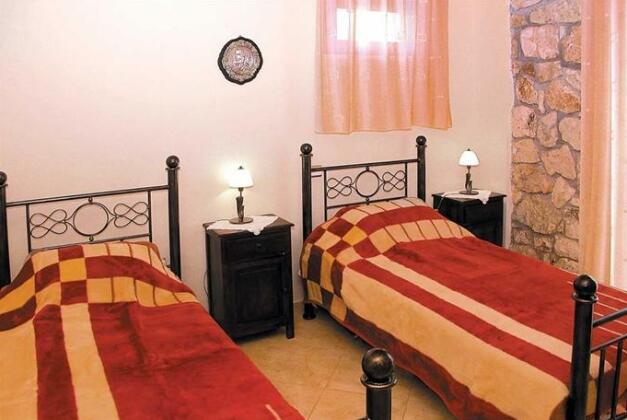 Violetta Cephalonia - Photo3
