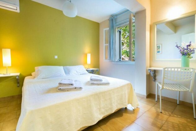 Waterfront Starboard Suite