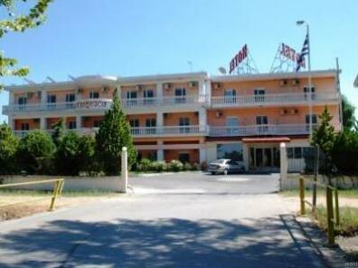 Kornilios Hotel Chalkidona - Photo2