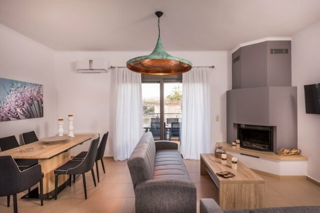 Aequor Luxury Apartments - Photo5