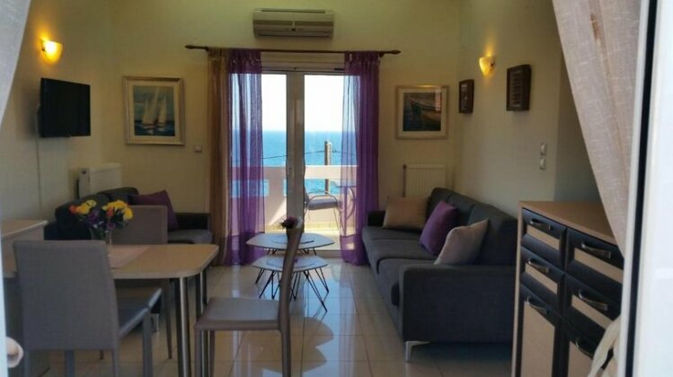 Amazing Sea View Apartment - Photo3