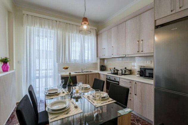 Aspasias Luxury Suite - Photo3