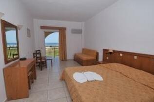 Delfina Beach - Photo5