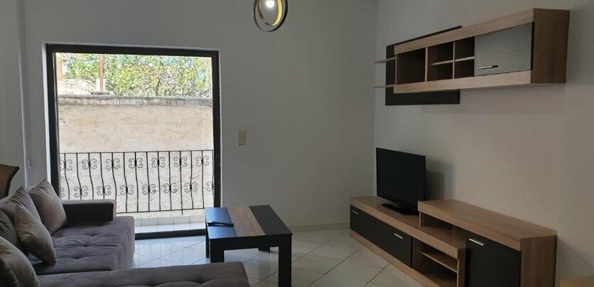 Deluxe Center Apartment with balcony - Photo2