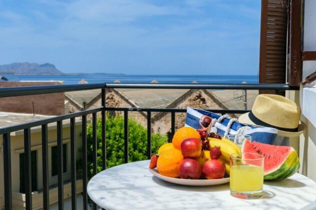Diamond Luxury Suites - Photo4
