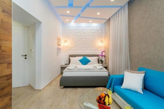 Diamond Luxury Suites - Photo5