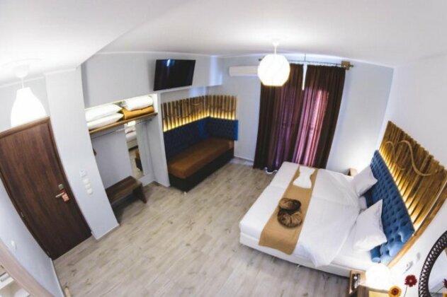 Dome Luxury Rooms in Chania City Center - Photo5