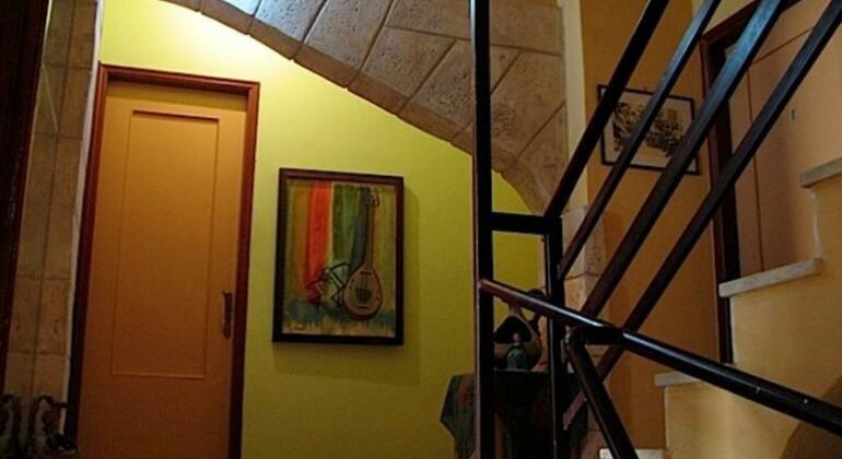 Earini - Photo4