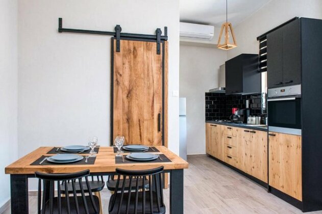 Elegant Apartment Chania - Photo2