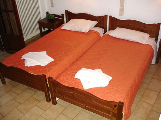 Elena Beach - Photo5