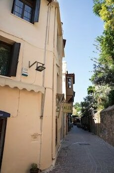 Elia Portou Rooms