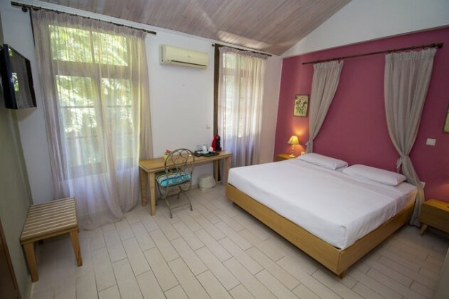 Elia Portou Rooms - Photo2
