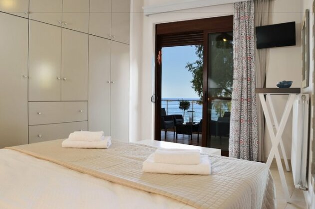 Elia Seaside Nea Chora - Photo4
