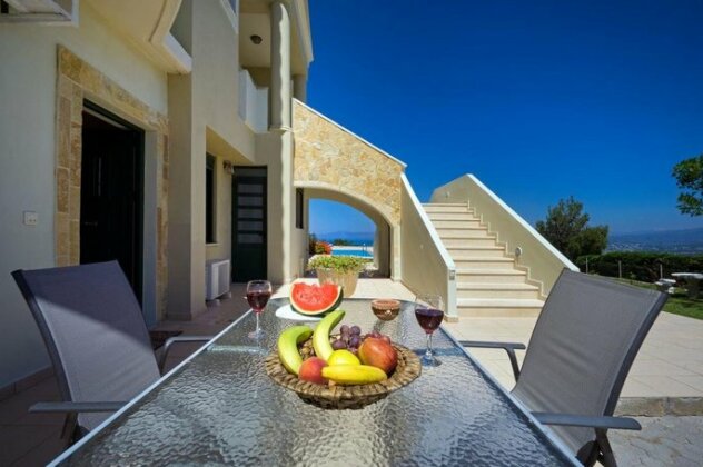 Golden Key Villas - Photo2