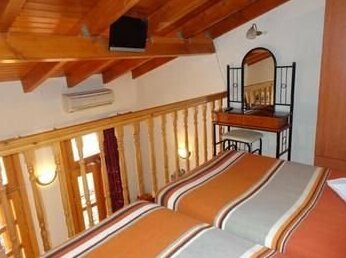 Irene Maisonettes - Photo5