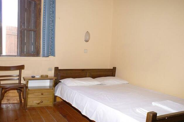 Kydonia Rooms - Photo2