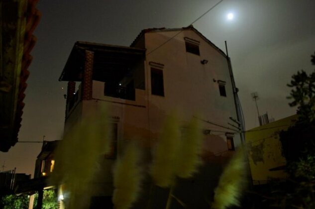 Lena Chania - Photo2