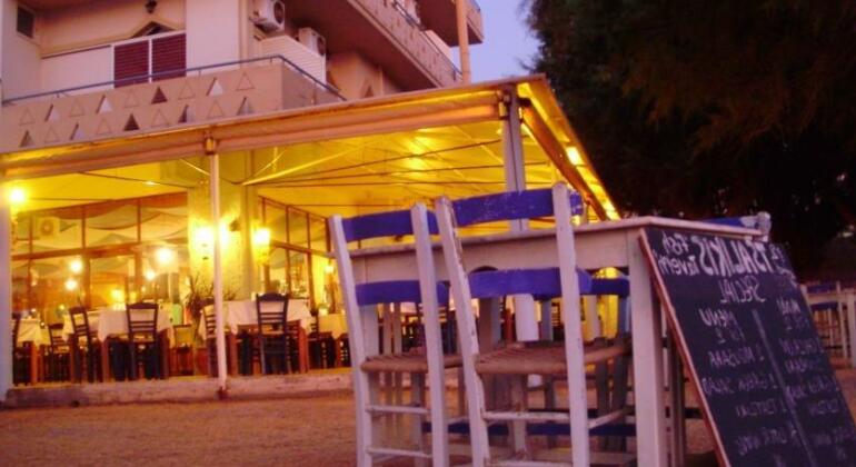 Melani Apartments - Photo2