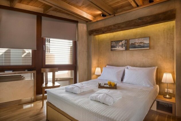 Neoria Houses - Photo2