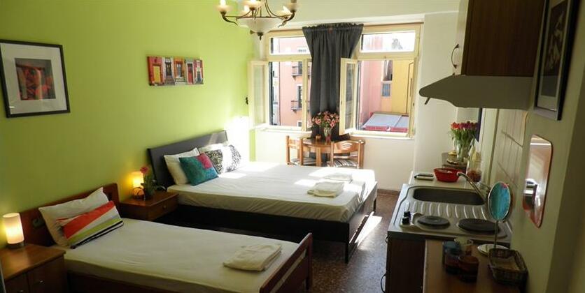 Nikolas Rooms - Photo2