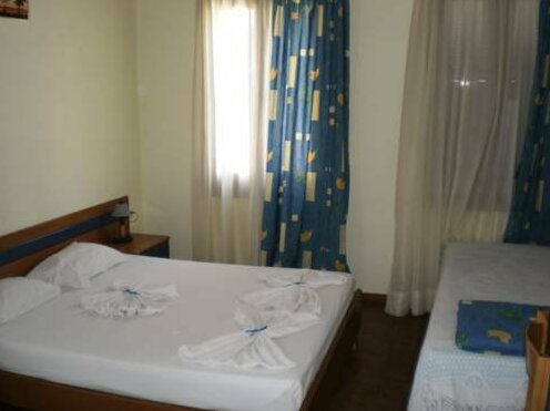 Pia Rooms - Photo5