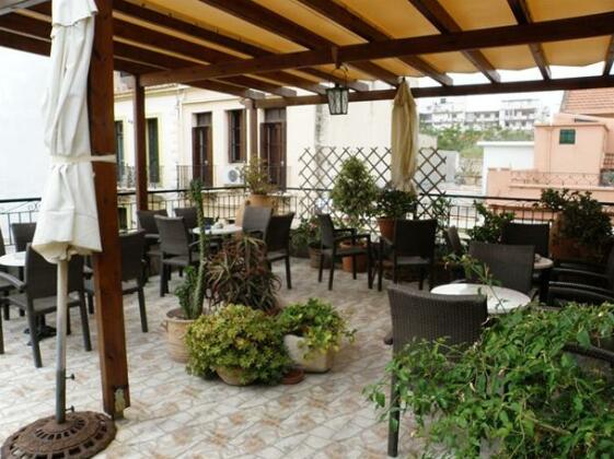 Traditional Idramon Hotel - Photo4