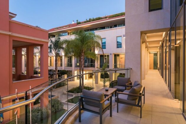 Trianon Luxury Apartments & Suites - Photo2