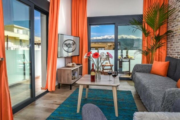 Vintage City Apartments - Photo2