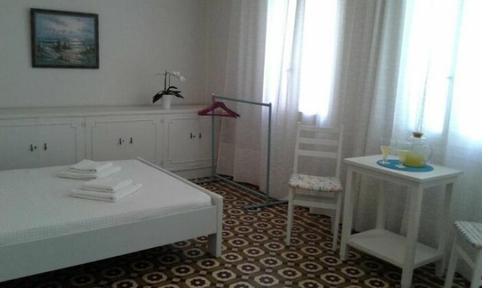 White Rose Chania - Photo2