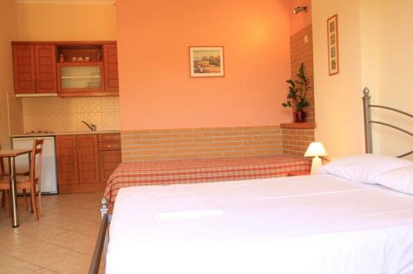 Aigiali Rooms - Photo5