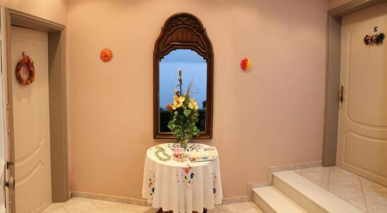 Katerina's Place Chios - Photo4