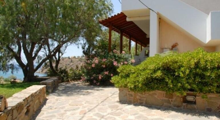 Zorbas Apartments Chios - Photo2