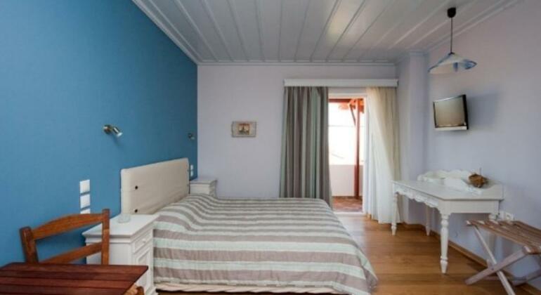 Zorbas Apartments Chios - Photo5