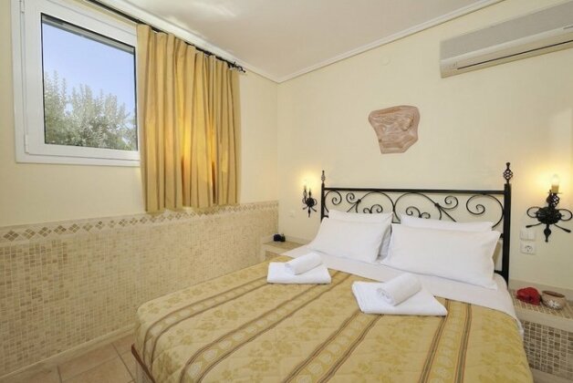 Paris Village Apartments - Photo4