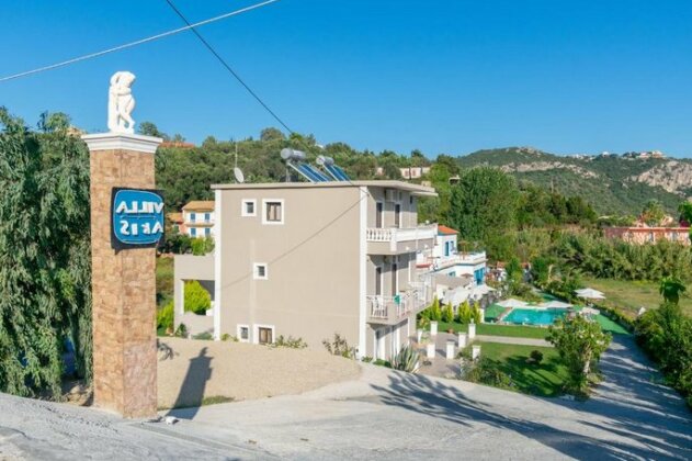 Akis Studios and Apartments - Photo2