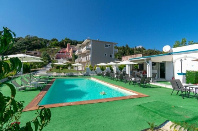 Akis Studios and Apartments - Photo3