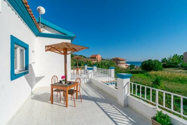 Akis Studios and Apartments - Photo5