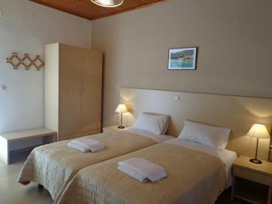 Akrogiali Rooms - Photo5